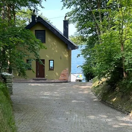 Jarski Domek * Stężyca
