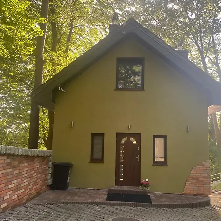 Jarski Domek